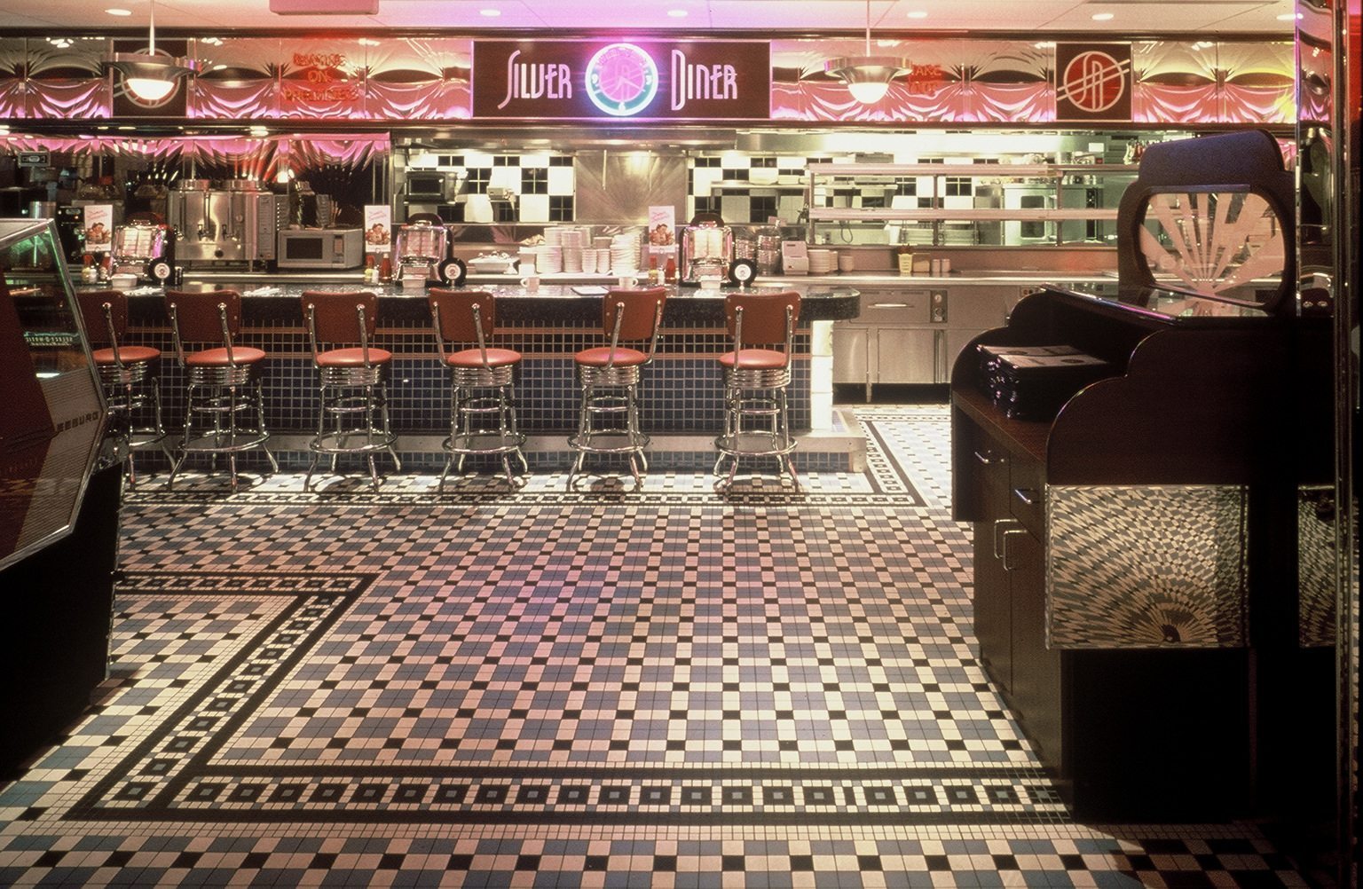 Silver Diner Restaurants - Helbing Lipp Recny Architects